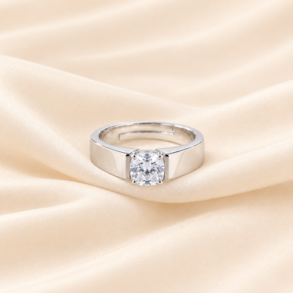 Luna Solitaire Ring